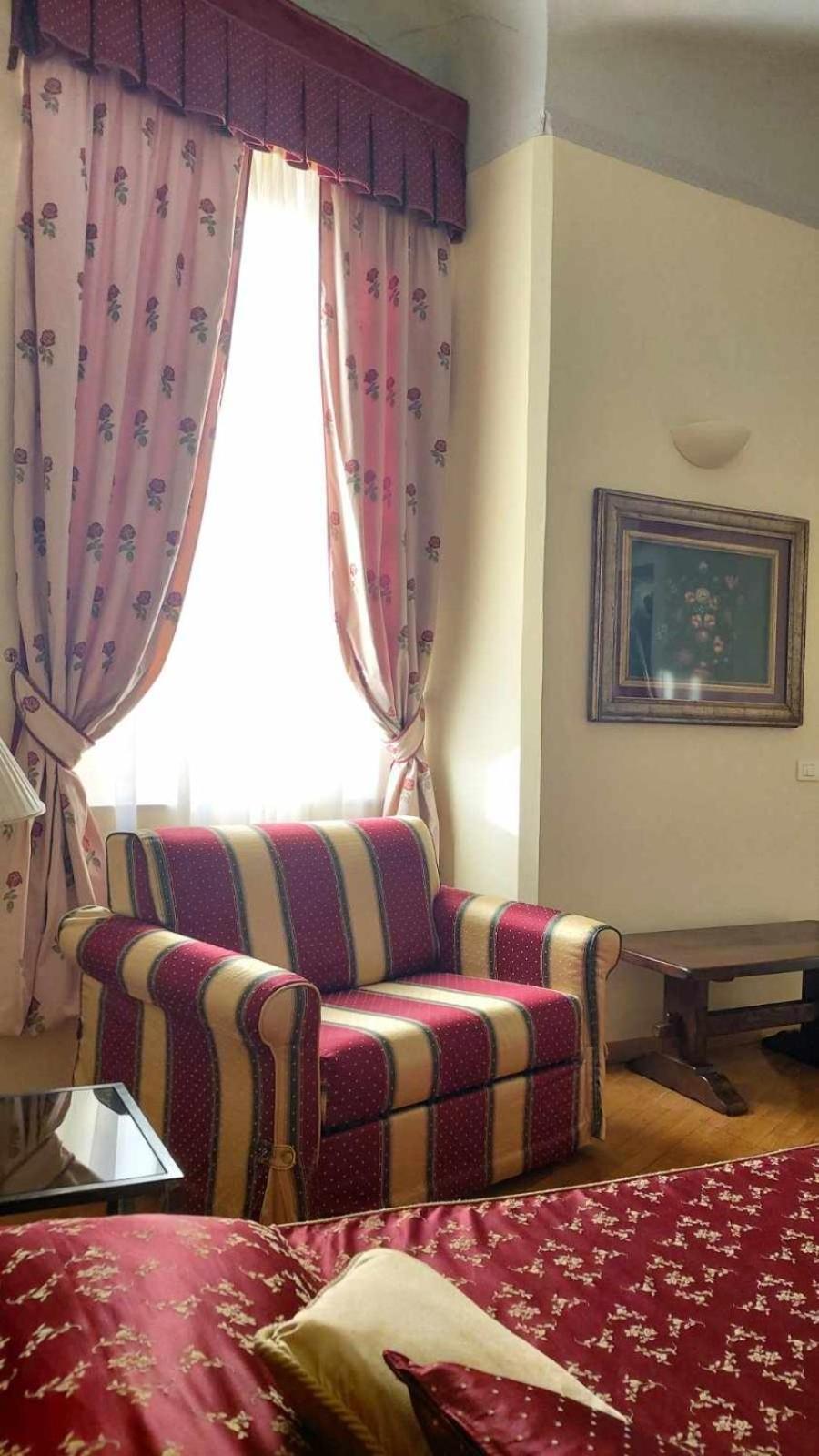 Tornabuoni La Petite Suite Florenz Zimmer foto
