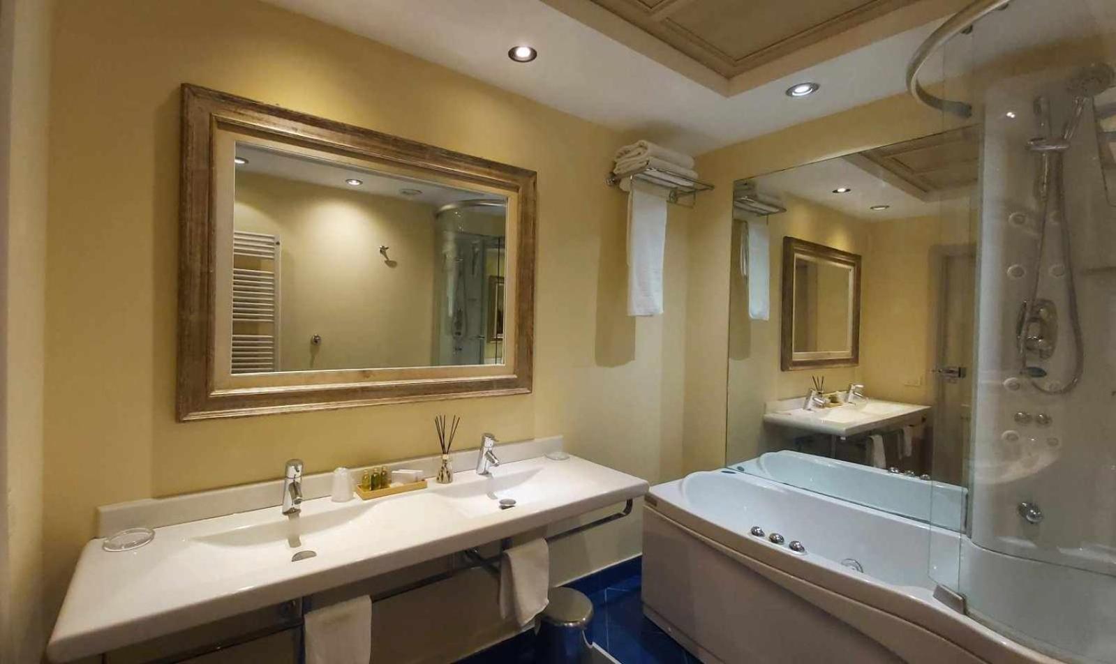 Tornabuoni La Petite Suite Florenz Zimmer foto