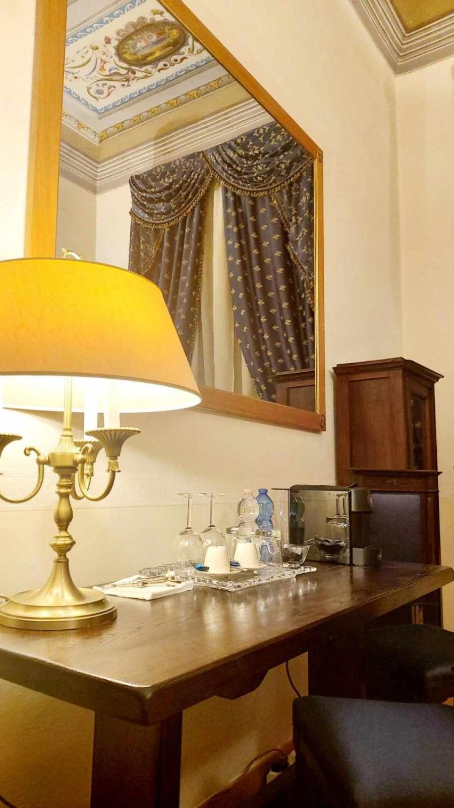 Tornabuoni La Petite Suite Florenz Zimmer foto